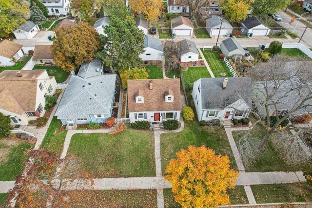 3218 N 89th STREET, Milwaukee, WI 53222