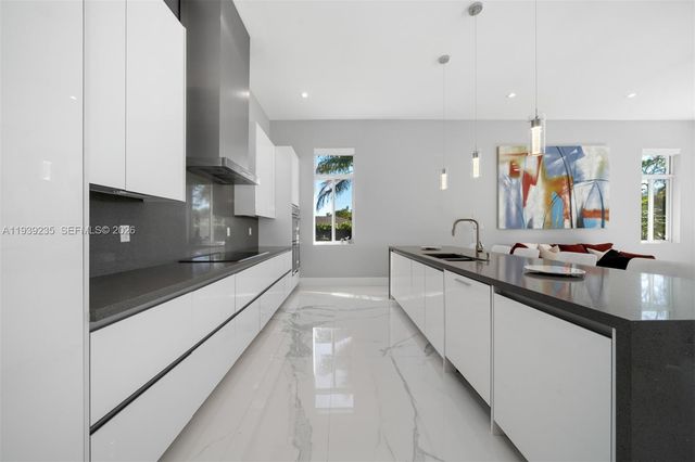 10250 SW 135th Street, Miami, FL 33176