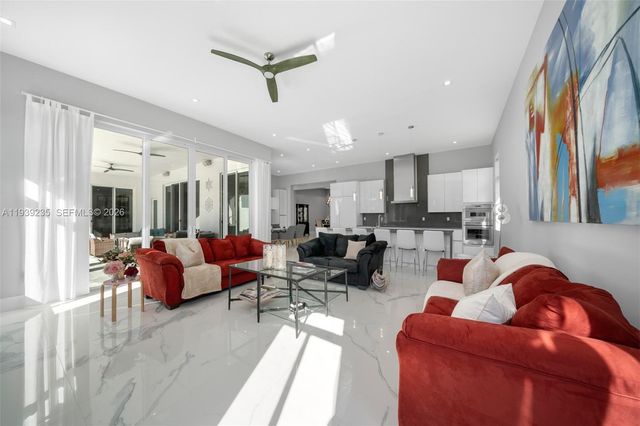 10250 SW 135th Street, Miami, FL 33176