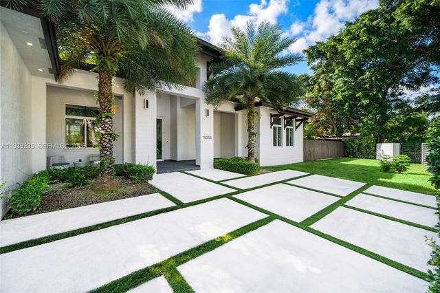 10250 SW 135th Street, Miami, FL 33176