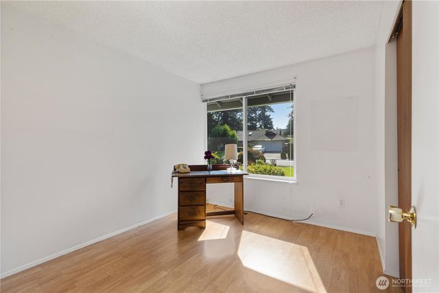 32123 32nd Avenue SW, Federal Way, WA 98023