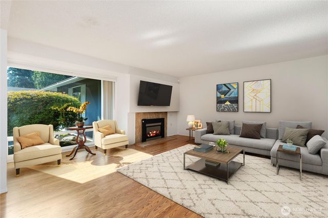 32123 32nd Avenue SW, Federal Way, WA 98023