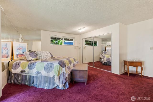 32123 32nd Avenue SW, Federal Way, WA 98023