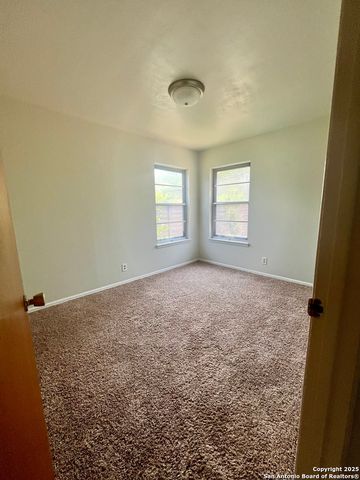 4110 Moana Dr, San Antonio, TX 78218