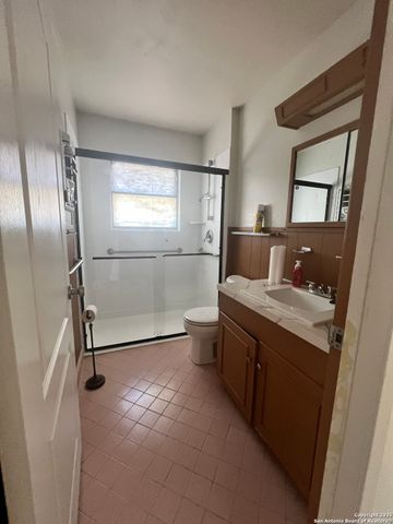 4110 Moana Dr, San Antonio, TX 78218