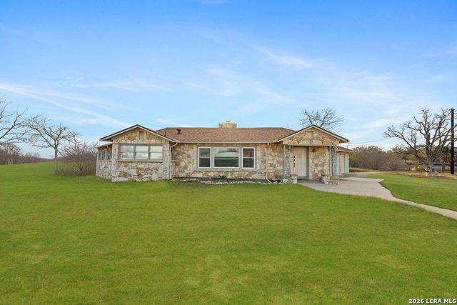 600 S Storts, Poth, TX 78147