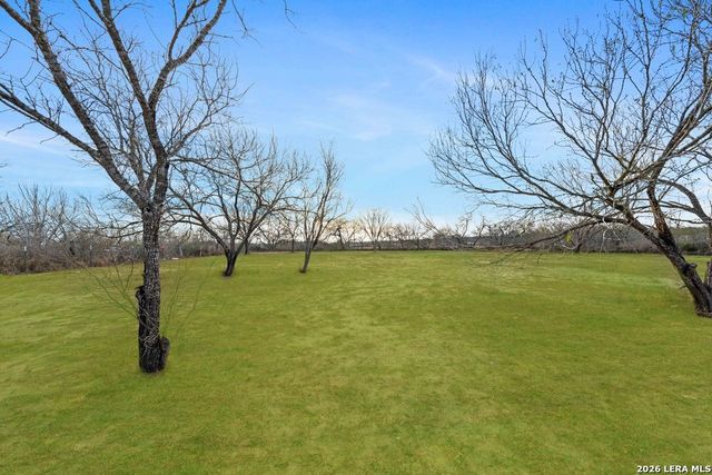 600 S Storts, Poth, TX 78147