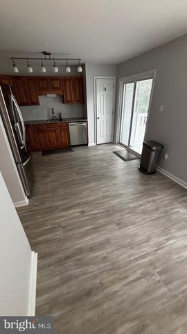 683 BARTON RUN BLVD, Marlton, NJ 08053