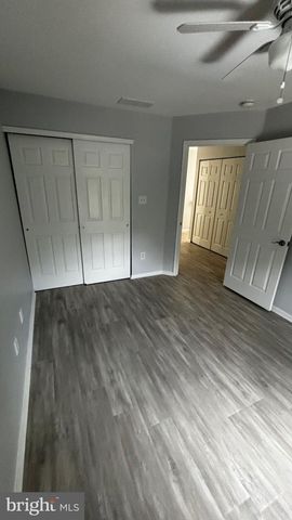 683 BARTON RUN BLVD, Marlton, NJ 08053
