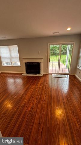 683 BARTON RUN BLVD, Marlton, NJ 08053