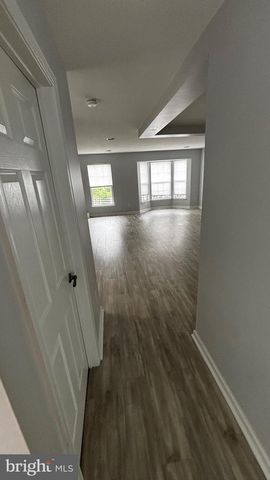 683 BARTON RUN BLVD, Marlton, NJ 08053