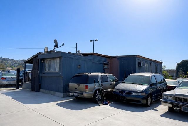 16611 E 14th st, San Leandro, CA 94578