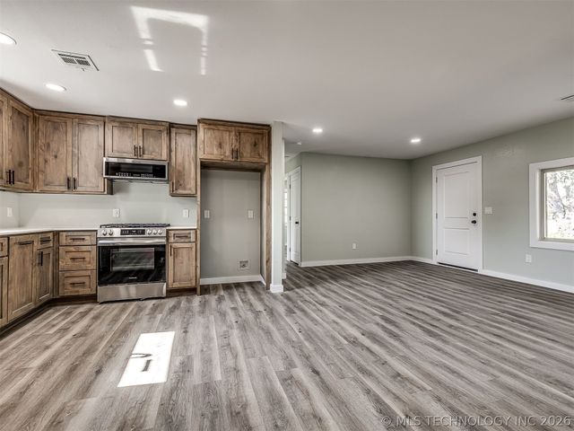 5823 S 31ST West Avenue, Tulsa, OK 74107