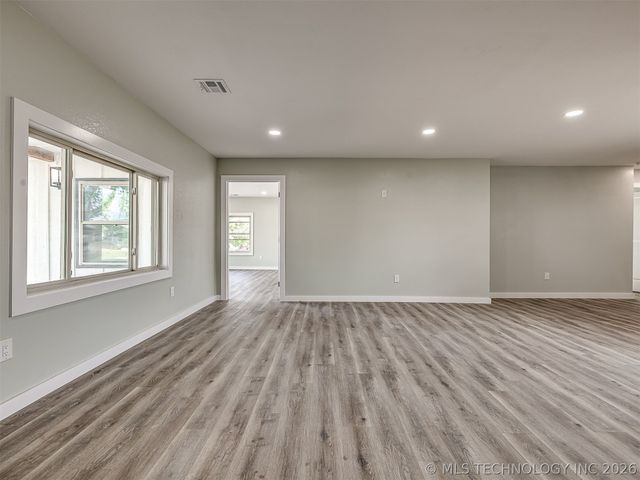 5823 S 31ST West Avenue, Tulsa, OK 74107