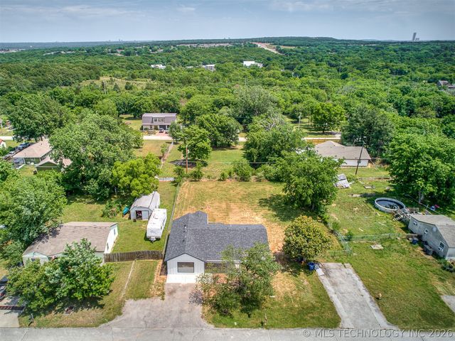 5823 S 31ST West Avenue, Tulsa, OK 74107