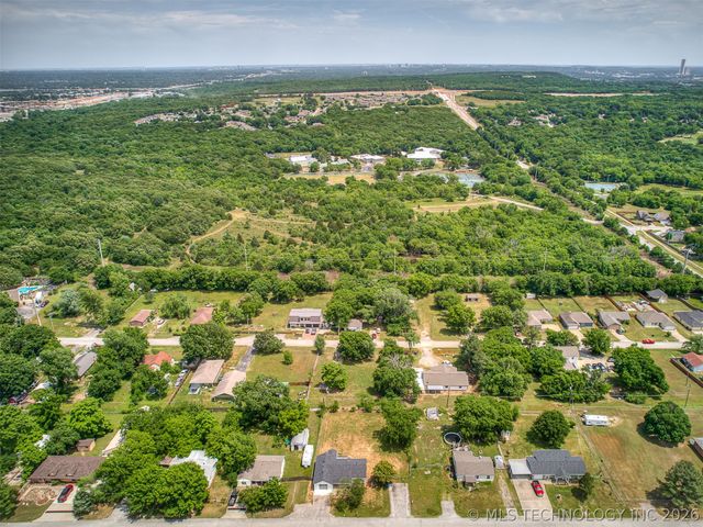 5823 S 31ST West Avenue, Tulsa, OK 74107