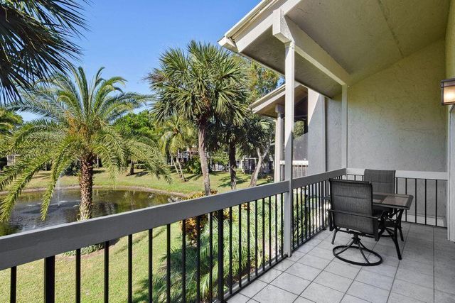 11863 Wimbledon Circle 508, Wellington, FL 33414