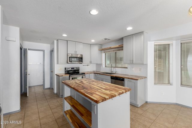 24984 W HIDALGO Drive, Buckeye, AZ 85326