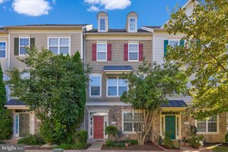 743 COLLINGTON CT, Woodbridge, VA 22191