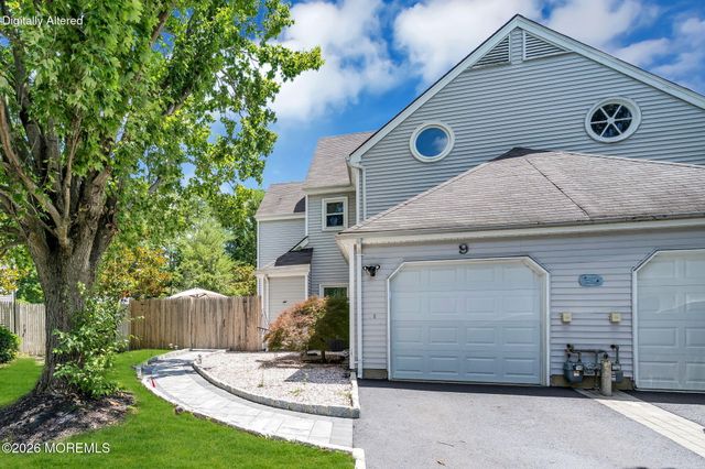 9 Frost Court, Freehold, NJ 07728