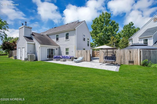 9 Frost Court, Freehold, NJ 07728