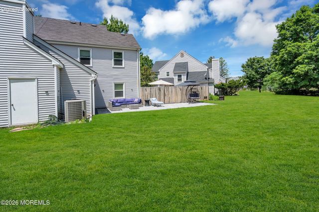 9 Frost Court, Freehold, NJ 07728