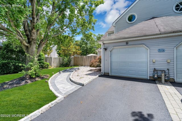9 Frost Court, Freehold, NJ 07728