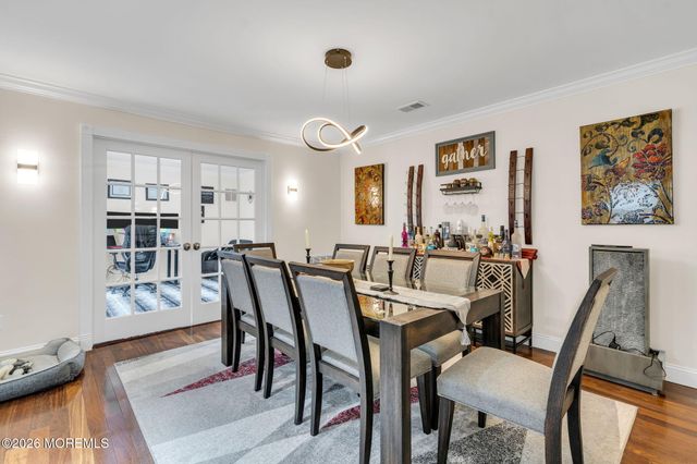 9 Frost Court, Freehold, NJ 07728