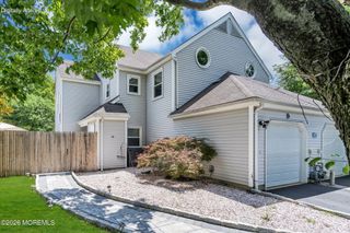 9 Frost Court, Freehold, NJ 07728
