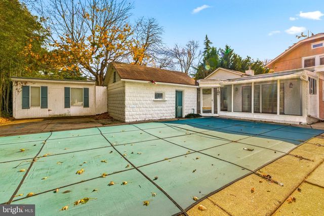 110 E SEAVIEW AVE, Linwood, NJ 08221