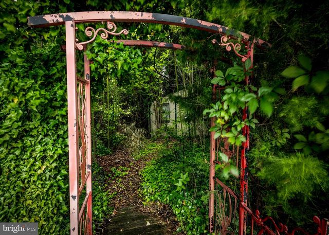 110 E SEAVIEW AVE, Linwood, NJ 08221