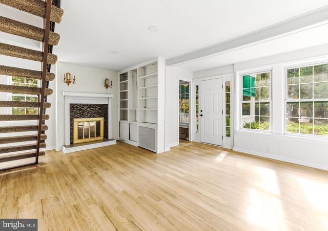 110 E SEAVIEW AVE, Linwood, NJ 08221