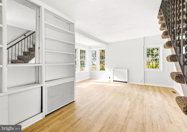 110 E SEAVIEW AVE, Linwood, NJ 08221