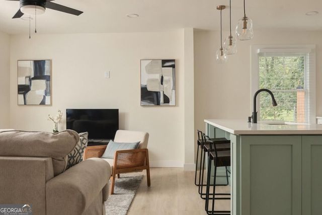2702 Rollingwood Lane SE, Atlanta, GA 30316