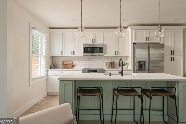 2702 Rollingwood Lane SE, Atlanta, GA 30316