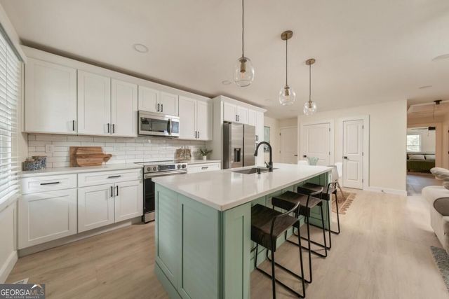 2702 Rollingwood Lane SE, Atlanta, GA 30316