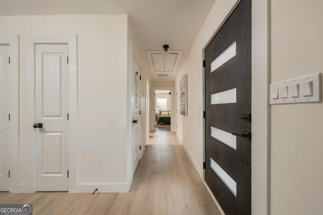 2702 Rollingwood Lane SE, Atlanta, GA 30316