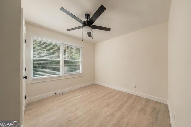 2702 Rollingwood Lane SE, Atlanta, GA 30316