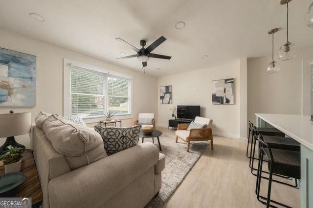 2702 Rollingwood Lane SE, Atlanta, GA 30316