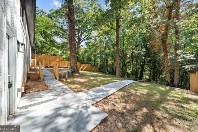 2702 Rollingwood Lane SE, Atlanta, GA 30316