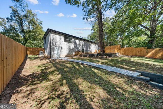 2702 Rollingwood Lane SE, Atlanta, GA 30316