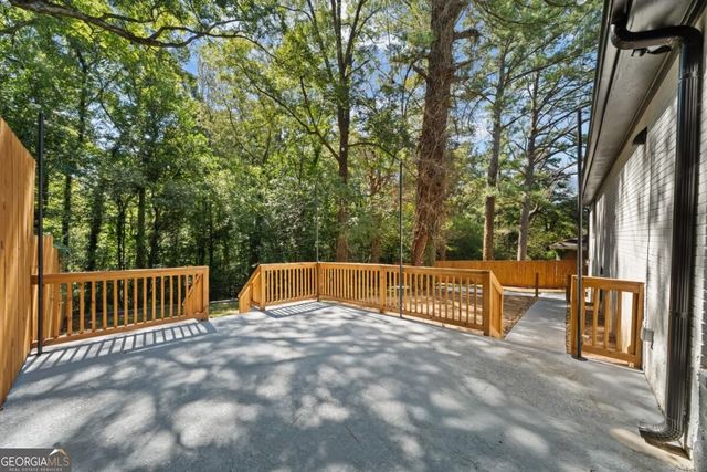 2702 Rollingwood Lane SE, Atlanta, GA 30316