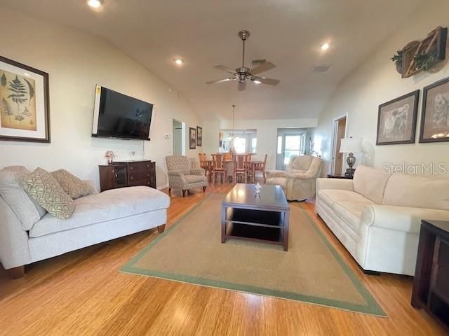 1620 LYNCHBURG LOOP, The Villages, FL 32162