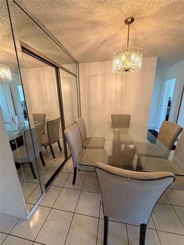 16851 NE 23rd Ave B304, North Miami Beach, FL 33160