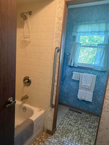 4421 Oriole Court, Gurnee, IL 60031