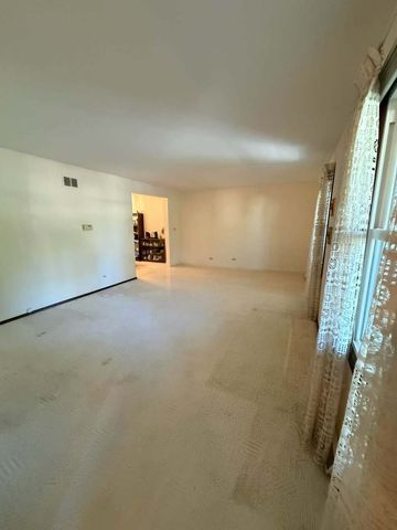 4421 Oriole Court, Gurnee, IL 60031