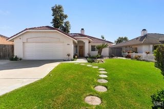 10005 Mark Twain Avenue, Bakersfield, CA 93312