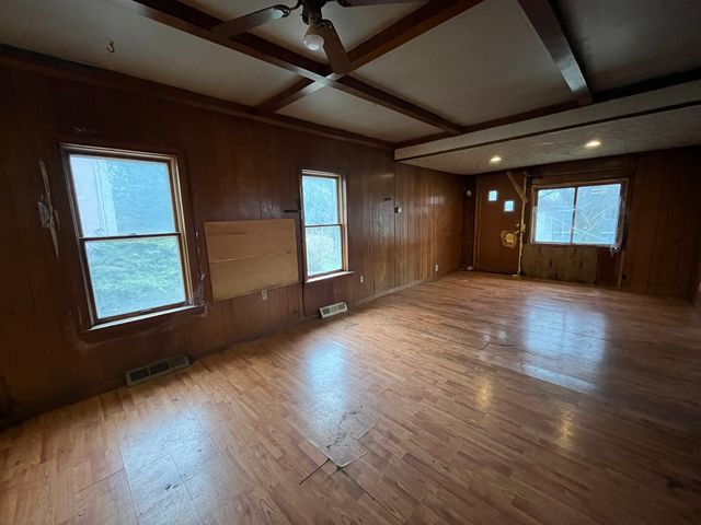 1301 E Jackson Street, Joliet, IL 60432