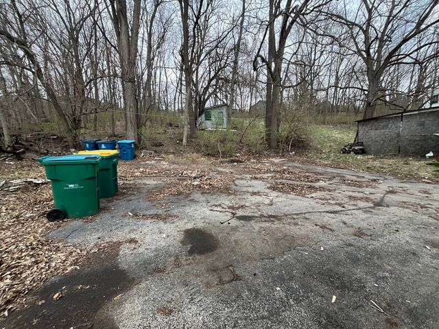 1301 E Jackson Street, Joliet, IL 60432