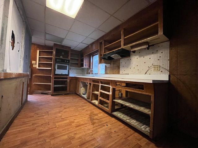 1301 E Jackson Street, Joliet, IL 60432